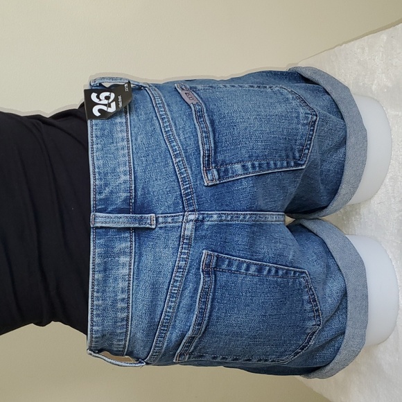 NWT Joe's Jeans Rolled Denim Short.🌞 - Picture 2 of 7